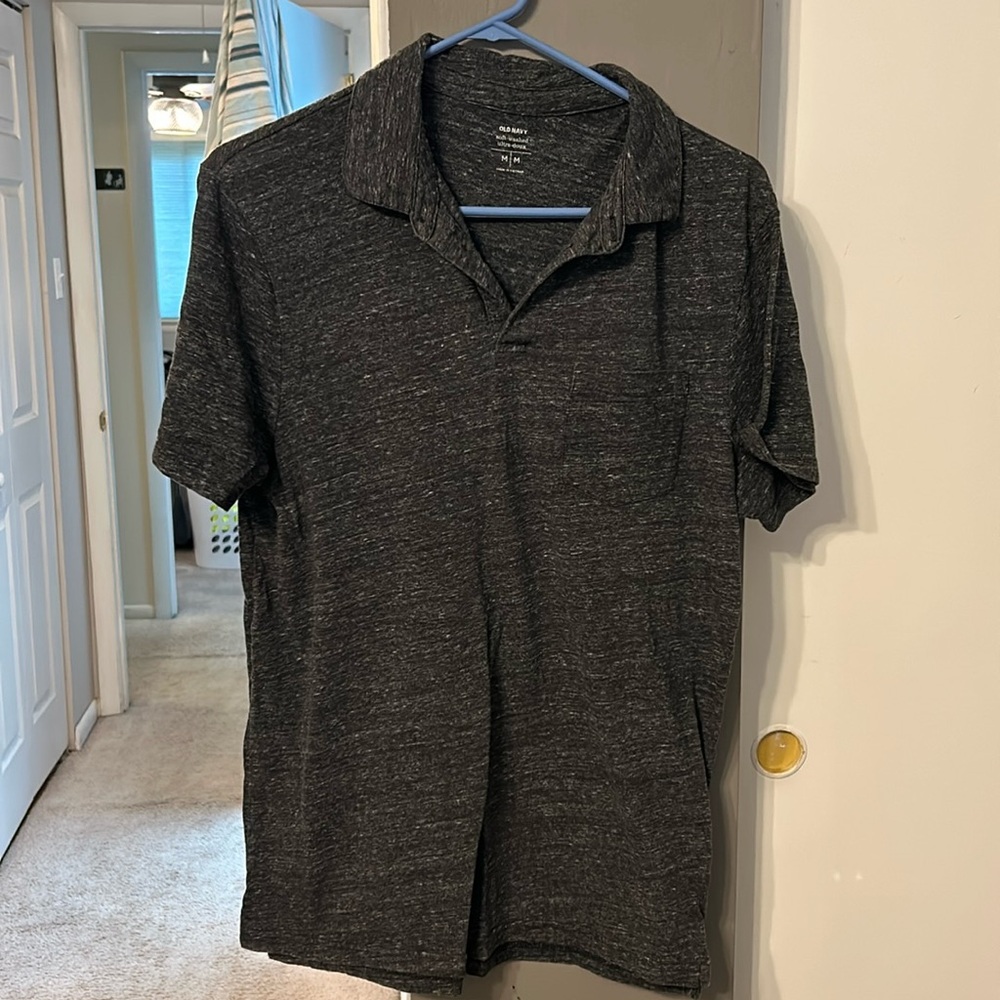 Great condition, collared shirt with pocket